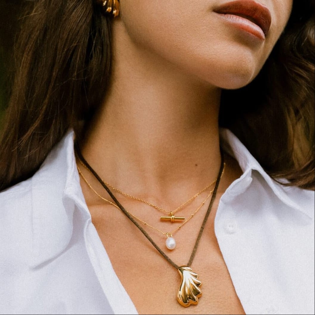 LUXE Statement Shell Earrings - Image 3